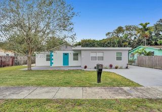 760 NE 152nd St 0, Miami, FL 33162