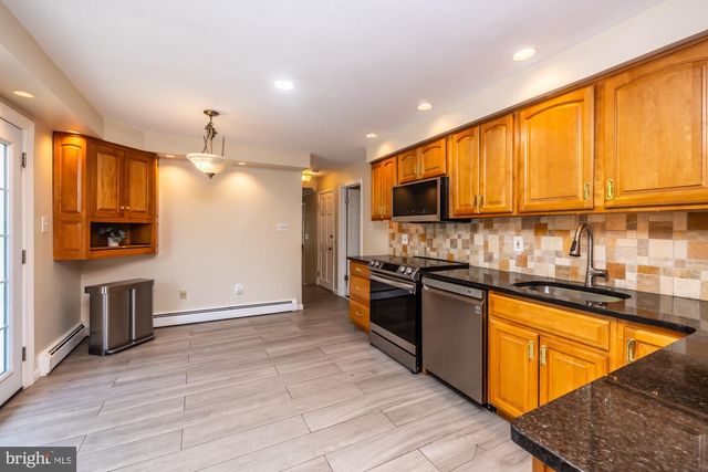 1411 STALLION LN, West Chester, PA 19380
