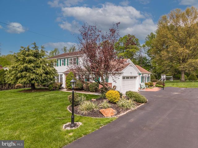 1411 STALLION LN, West Chester, PA 19380