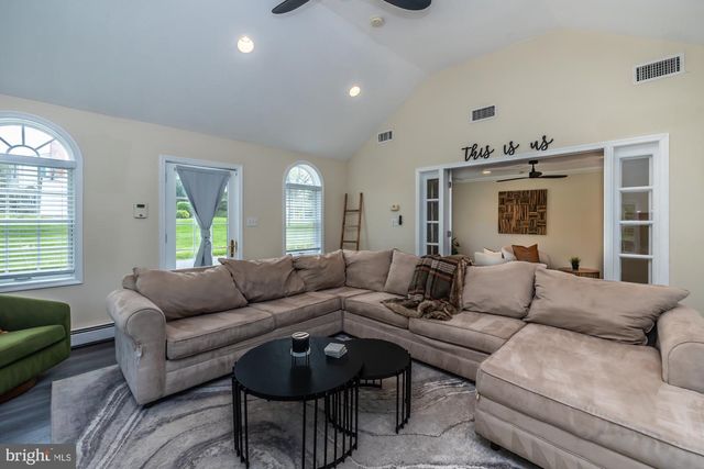 1411 STALLION LN, West Chester, PA 19380