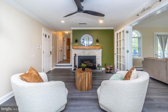 1411 STALLION LN, West Chester, PA 19380
