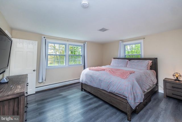 1411 STALLION LN, West Chester, PA 19380