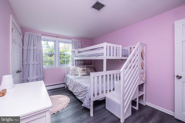 1411 STALLION LN, West Chester, PA 19380