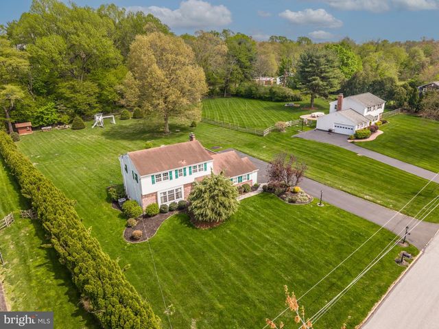 1411 STALLION LN, West Chester, PA 19380