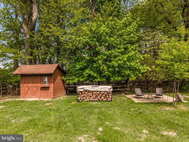 1411 STALLION LN, West Chester, PA 19380