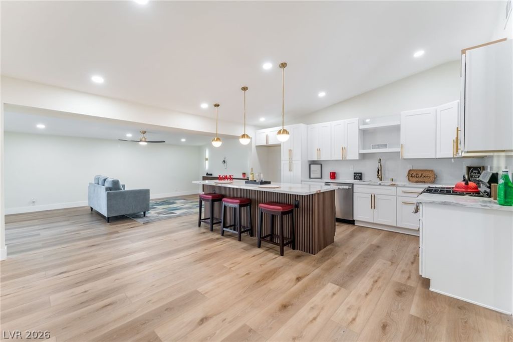 4214 East Wyoming Avenue, Las Vegas, NV 89104 — photo 2