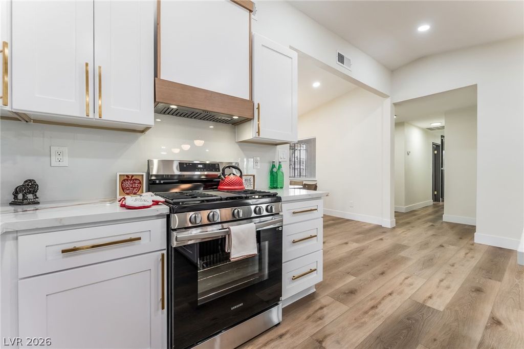 4214 East Wyoming Avenue, Las Vegas, NV 89104 — photo 5