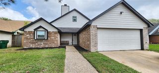 128 Lasso Street, Angleton, TX 77515