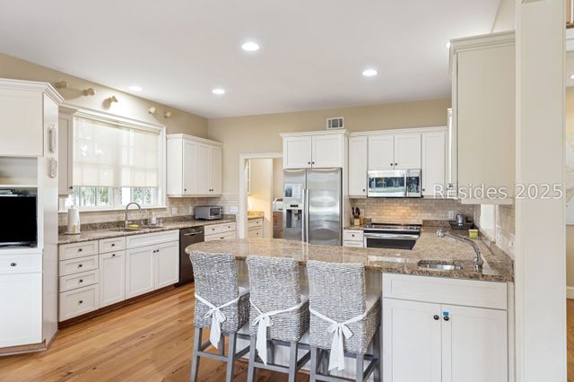 55 Colleton River Dr, Bluffton, SC 29910