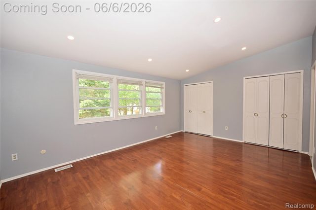 5177 Buckingham, Troy, MI 48098