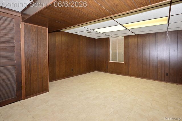5177 Buckingham, Troy, MI 48098