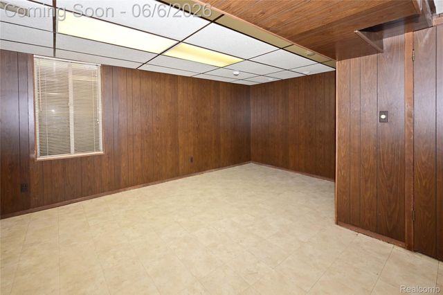 5177 Buckingham, Troy, MI 48098