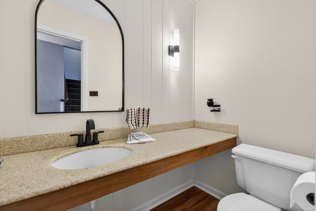 1335 Blair Lane, Hoffman Estates, IL 60169