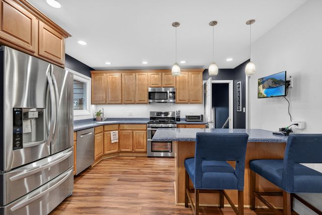 1335 Blair Lane, Hoffman Estates, IL 60169