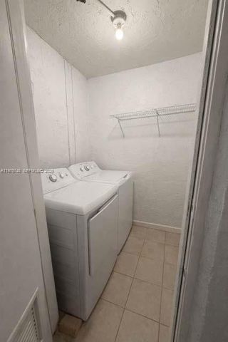 1701 NW 75th Avenue 208, Plantation, FL 33313