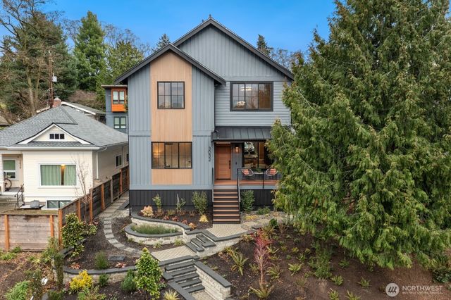 3032 NE Blakeley Street, Seattle, WA 98105