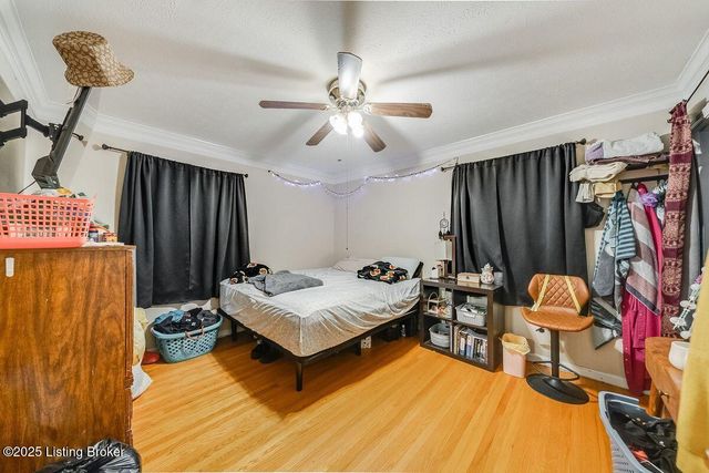 9206 Lakeridge Dr, Louisville, KY 40272