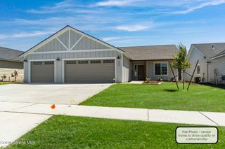 8989 W Swather AVE, Rathdrum, ID 83858
