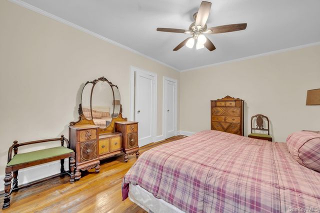 35-05 167th Street 15, Flushing, NY 11358