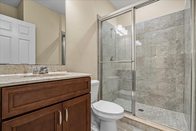 2018 ROYAL VISTA COURT, Orlando, FL 32817
