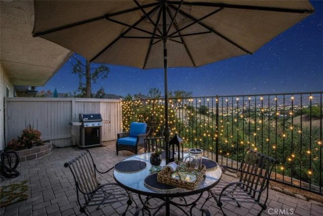 7300 E Singingwood, Anaheim Hills, CA 92808
