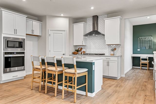 3243 Peyton Circle, Aurora, IL 60503