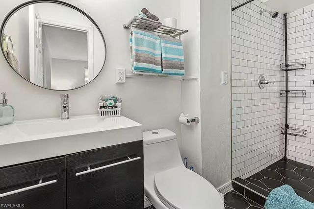 1303 Delmar LN, Naples, FL 34104