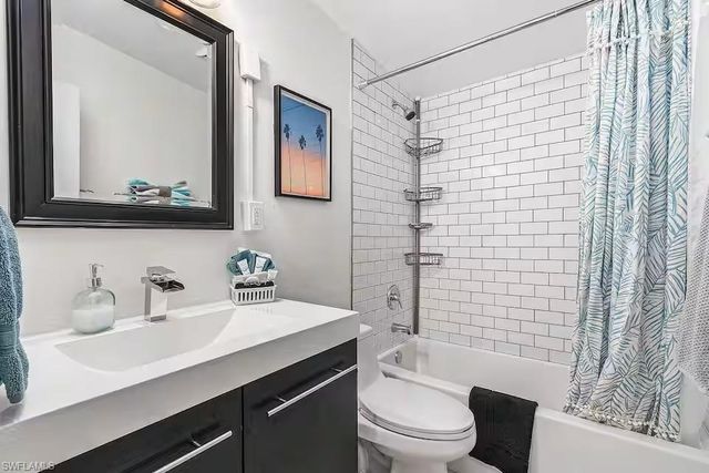 1303 Delmar LN, Naples, FL 34104