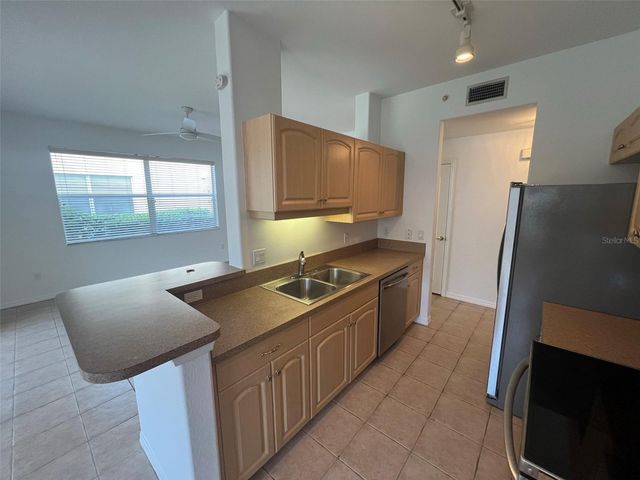 4270 VICENZA DRIVE B40, Venice, FL 34293