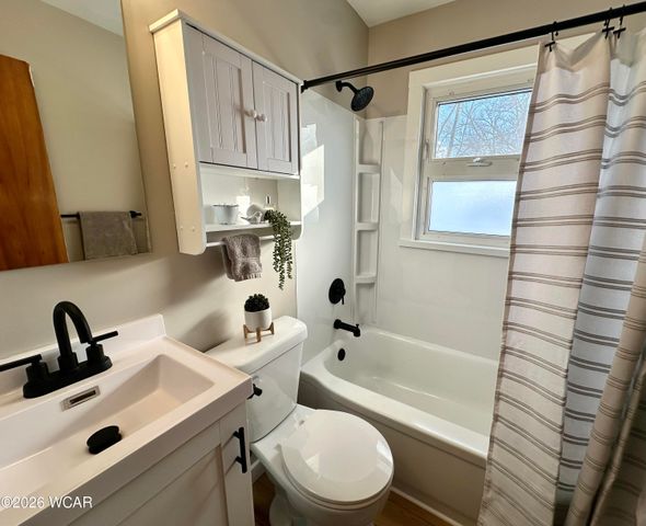 1245 Latham Avenue, Lima, OH 45805