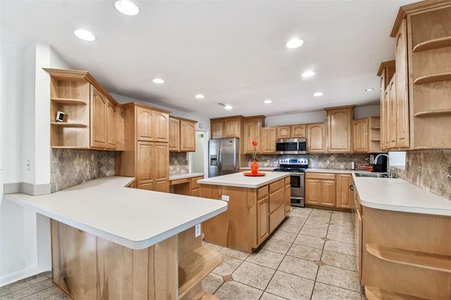 4508 HENDERSON BOULEVARD, Tampa, FL 33629