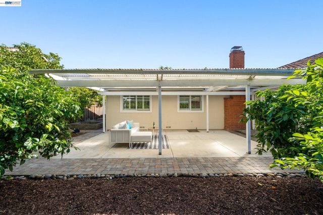 36288 Tudor Pl, Newark, CA 94560