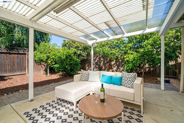 36288 Tudor Pl, Newark, CA 94560