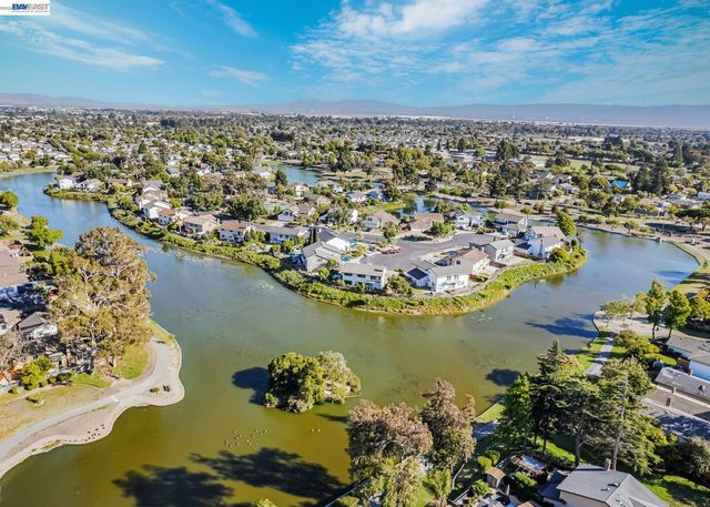36288 Tudor Pl, Newark, CA 94560