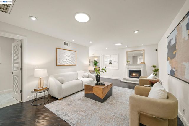 36288 Tudor Pl, Newark, CA 94560