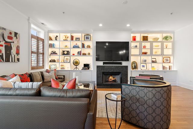 1323 Maple Avenue 3NE, Evanston, IL 60201