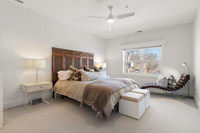 1323 Maple Avenue 3NE, Evanston, IL 60201