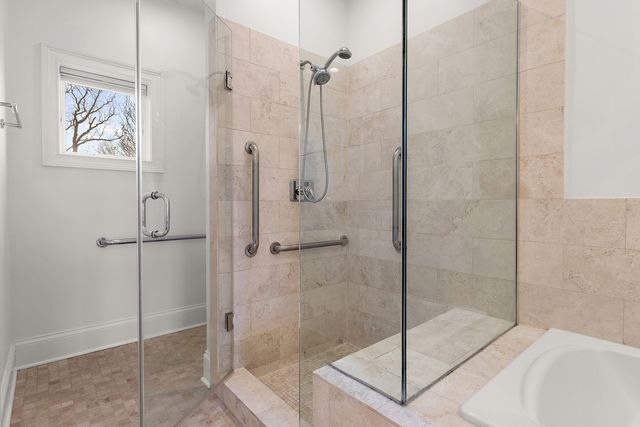 1323 Maple Avenue 3NE, Evanston, IL 60201