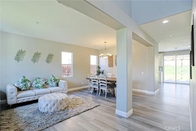 4979 Tyler Meadows, Riverside, CA 92505