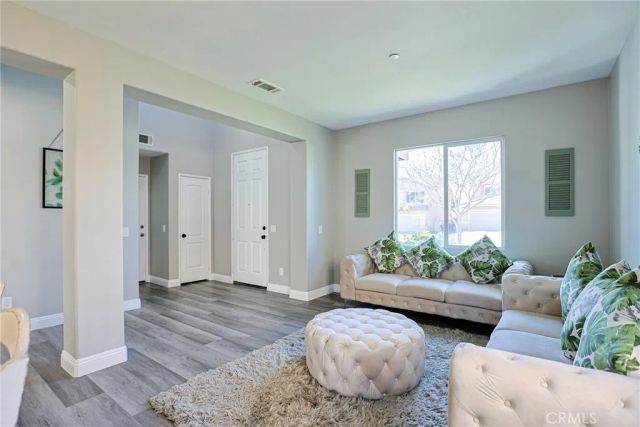 4979 Tyler Meadows, Riverside, CA 92505