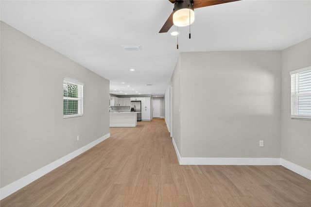 4248 4TH AVENUE S, St Petersburg, FL 33711