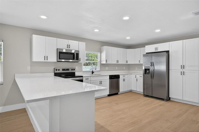 4248 4TH AVENUE S, St Petersburg, FL 33711