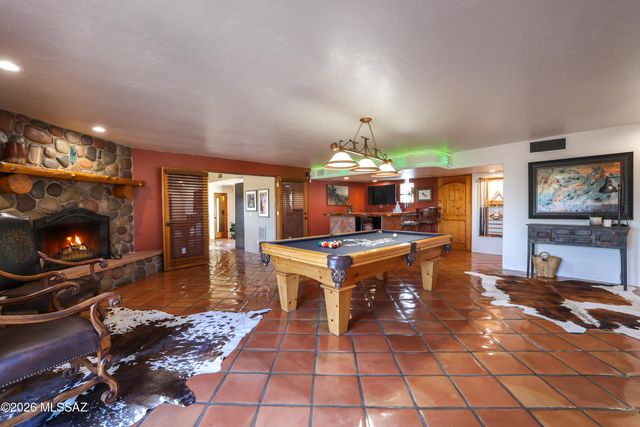 5525 N Oracle Road, Tucson, AZ 85704