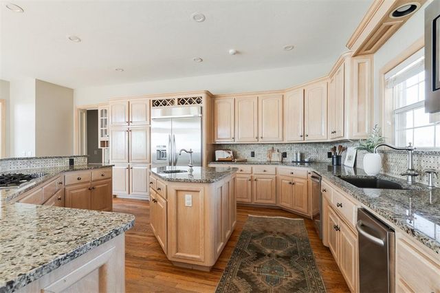 24190 N Macarthur Boulevard, Edmond, OK 73025