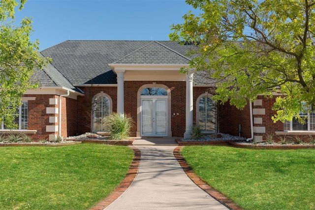 24190 N Macarthur Boulevard, Edmond, OK 73025