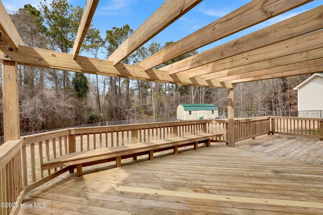 125 Cobblestone Trail, Jacksonville, NC 28546