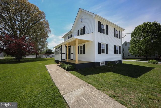 39 MAIN STREET, Pilesgrove, NJ 08098