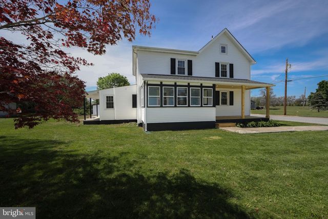 39 MAIN STREET, Pilesgrove, NJ 08098