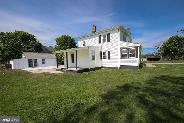 39 MAIN STREET, Pilesgrove, NJ 08098