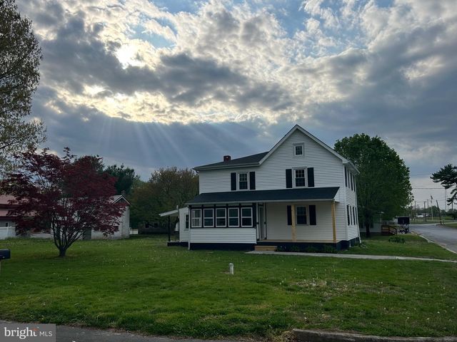 39 MAIN STREET, Pilesgrove, NJ 08098